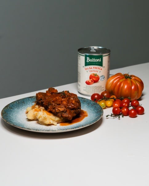 Osso Buco feito com Duplo Concentrado de Tomate BUITONI® Professional