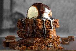 Brownie KitKat | Nestlé Professional