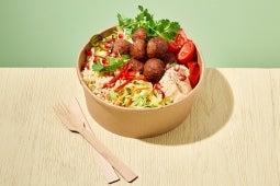 Receita de Poké Bowl Mezze com Almôndegas Vegan GARDEN GOURMET