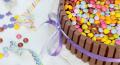 Bolo KitKat e Smarties