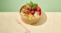 Receita de Poké Bowl Mezze com Almôndegas Vegan GARDEN GOURMET